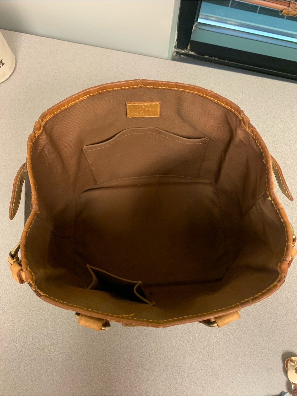 Louis Vuitton Brown Batignolles Vertical MI0056 - Picture 6 of 9